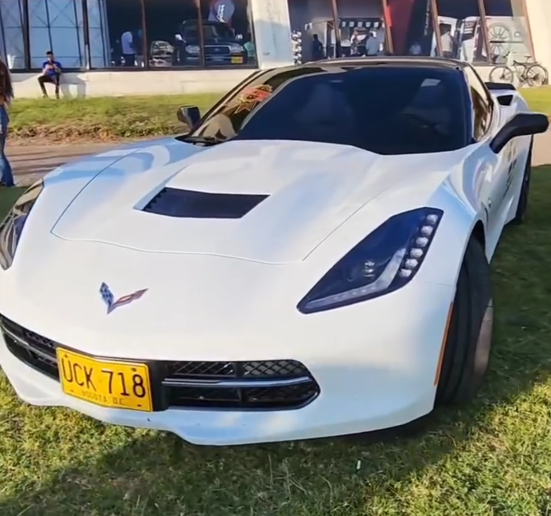 FYQ375 - CHEVROLET CORVETTE 2017 