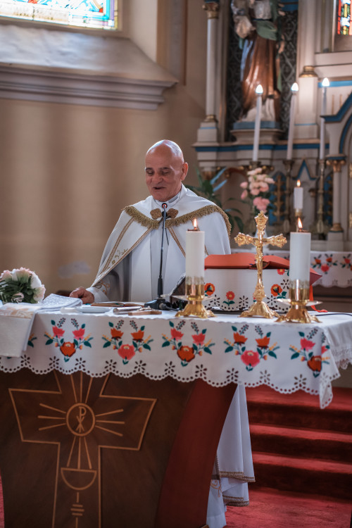 Gallery image 104