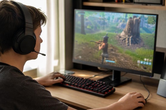 Understanding Fair Play in Online Gaming